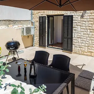  Apartment Monte & Paradiso Kroatien